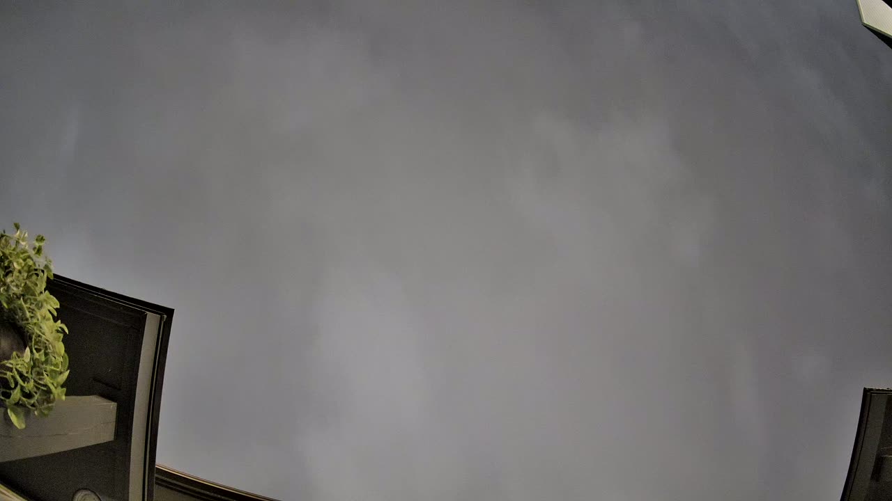 Night-sky still from the Maneuver sighting captured 2026-10-05 04:39 UTC