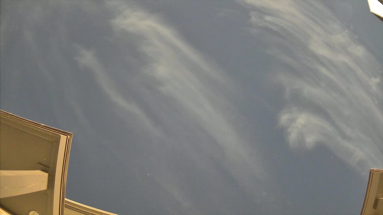 Night-sky still from the Aircraft sighting captured 2026-10-17 09:21 UTC