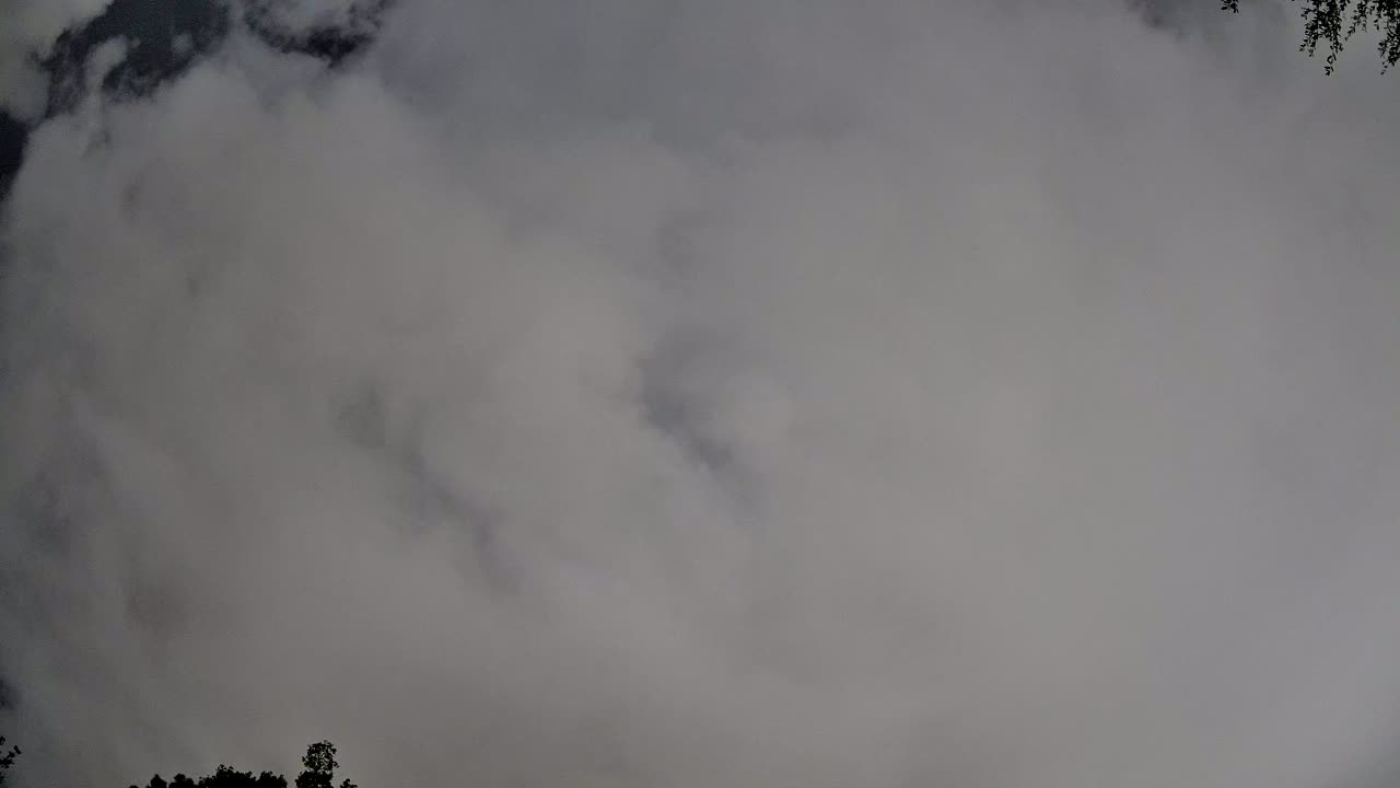 Night-sky still from the Maneuver sighting captured 2026-09-09 10:57 UTC